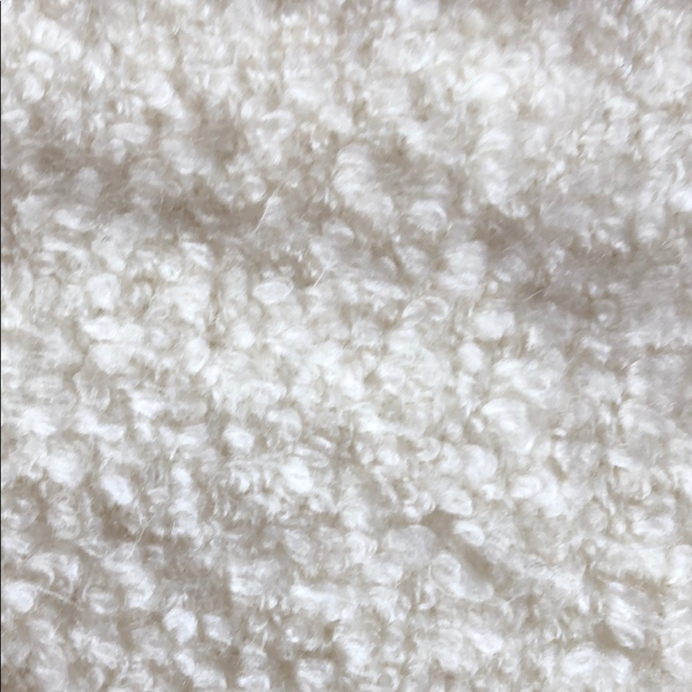 NWOT Long and cozy sweater - Picture 6 of 11